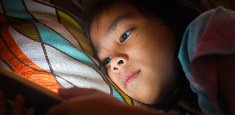 Yeni Araştırma: Günde 4 Saatten Fazla Ekran Başında Zaman Geçiren Çocuklarda Depresyon Riski %61 Oranında Artıyor